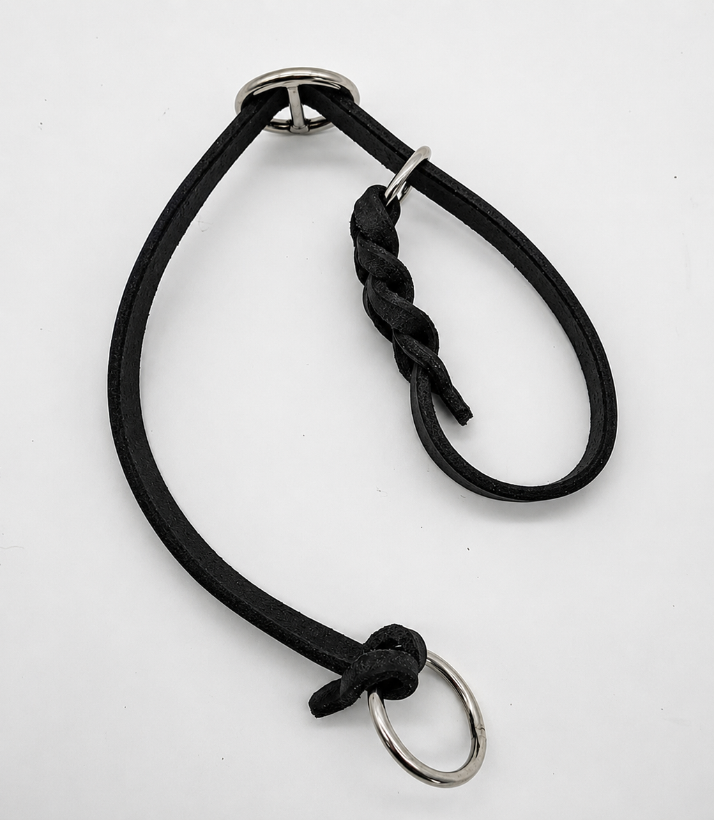 Nuvik Coral Collars